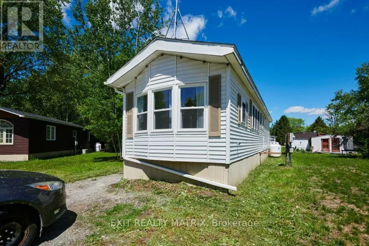 1376 TIGERLILY PRIVATE, Ottawa, Ontario K0A1V0