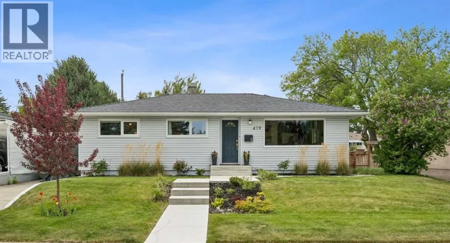 419 40 Street SW, Calgary, Alberta T3C1V9