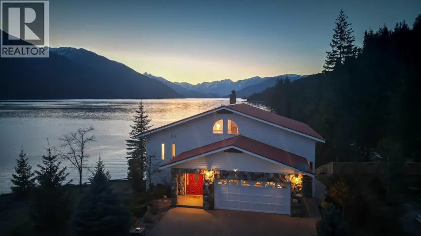 819 Silver Cove Drive, Silverton, British Columbia V0G1S0