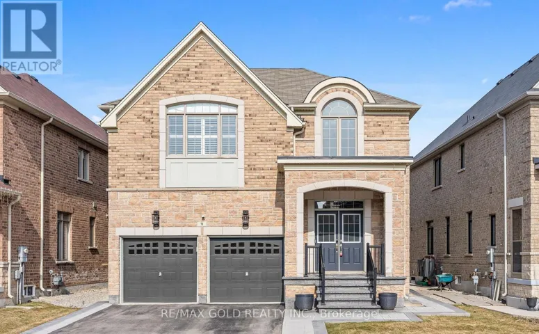 9 FRINGETREE ROAD, Brampton (Sandringham-Wellington North), Ontario L6R0B6