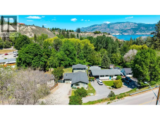 14406 Latimer Avenue, Summerland, British Columbia V0H1Z0