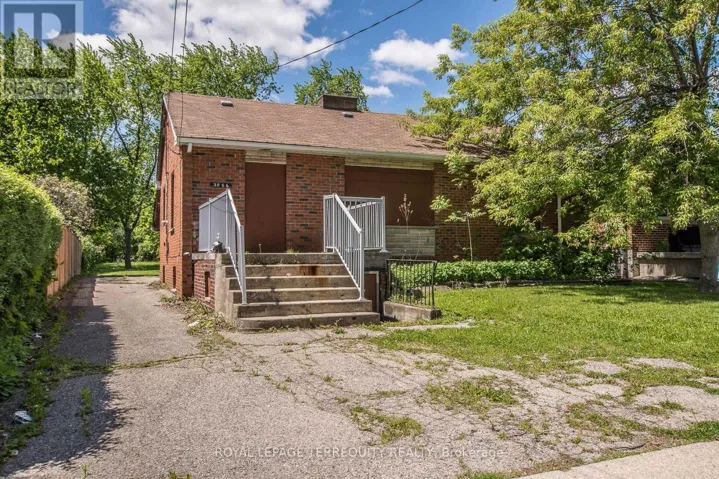 3056 PARKERHILL ROAD, Mississauga (Cooksville), Ontario L5B1V5