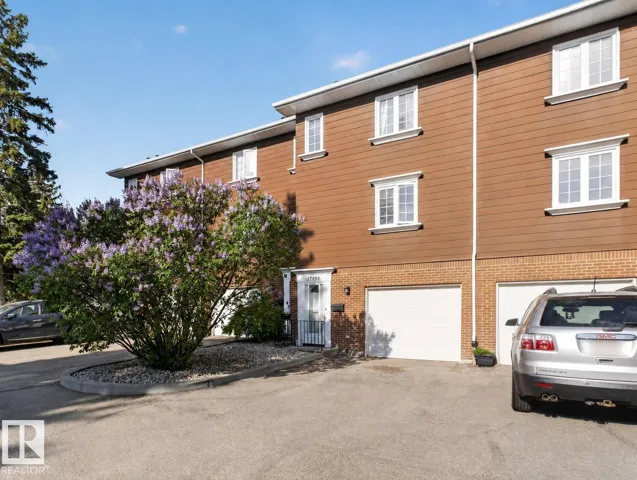 17092 67 AV NW, Edmonton, Alberta T5T1Y8
