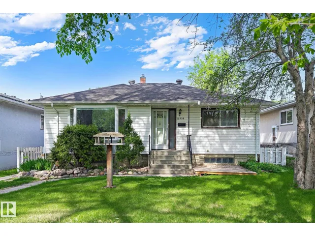 11930 56 ST NW, Edmonton, Alberta T5W3S9