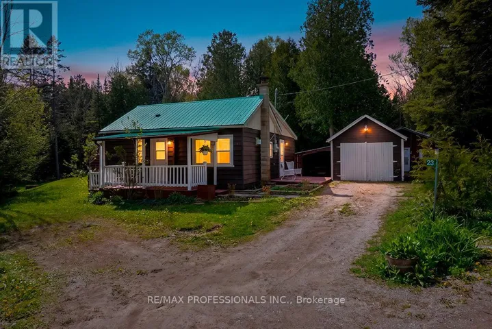 23 WOODSTOCK AVENUE, Northern Bruce Peninsula, Ontario N0H2M0