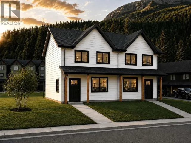 1013 Keystone Crescent Unit# 40, Revelstoke, British Columbia V0E2S0