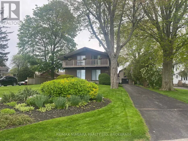 735 NIAGARA BOULEVARD, Fort Erie (Central), Ontario L2A3J2