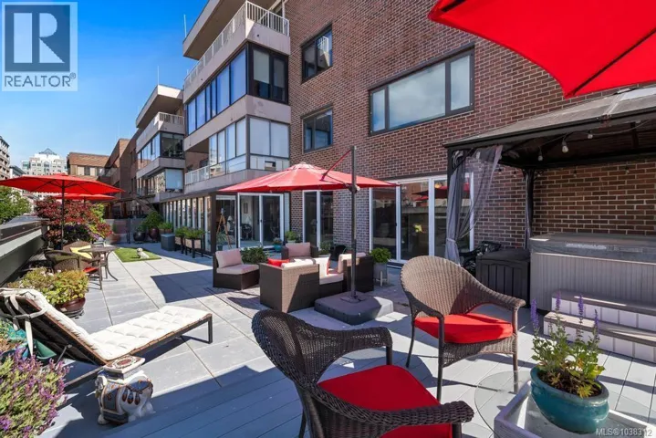 306 525 Broughton St, Victoria, British Columbia V8W3E2