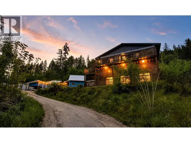 6421 Sunshine Drive, Nelson, British Columbia V1L6S1