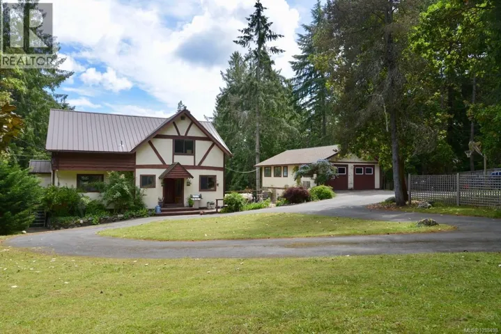 131 Pallot Way, Salt Spring, British Columbia V8K2M5
