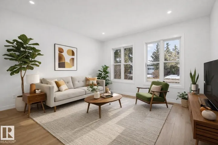 712 KNOTTWOOD RD NW, Edmonton, Alberta T6K1X9