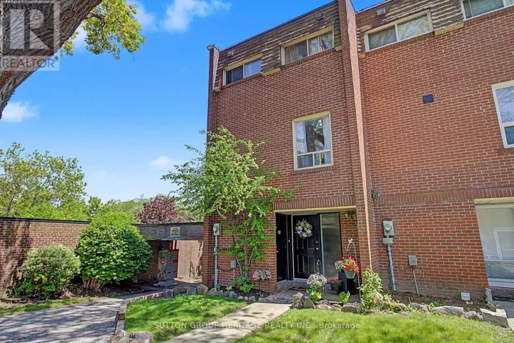 16 - 124 WALES AVENUE, Markham (Old Markham Village), Ontario L3P3K2