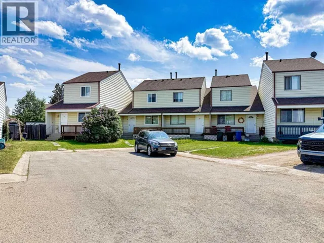 18 Princess Petra Avenue, Didsbury, Alberta T0M0W0