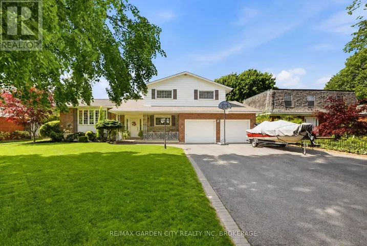 61 ROYAL YORK ROAD, St. Catharines (Lakeshore), Ontario L2N2N7