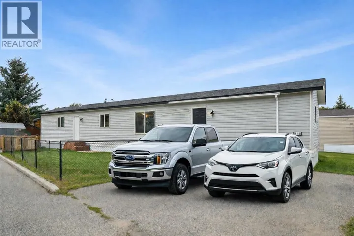 113 Heritage Drive, Okotoks, Alberta T1S1M4