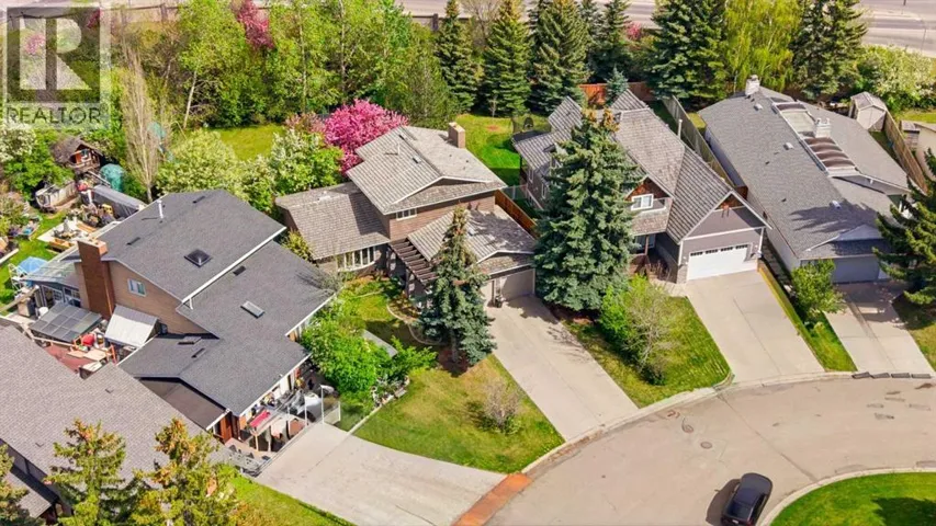36 Varsity Estates Court NW, Calgary, Alberta T3B5B1