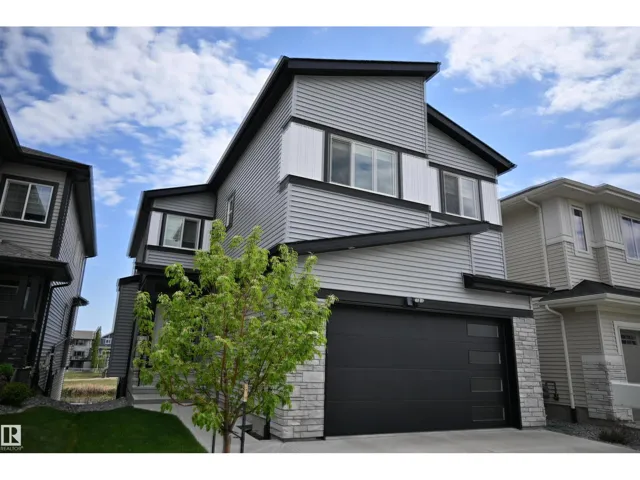 9831 223 ST NW, Edmonton, Alberta T5T7B6