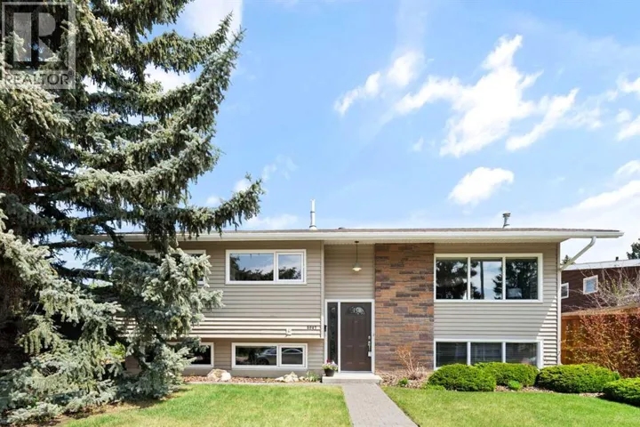 5047 Batchelor Crescent NW, Calgary, Alberta T2L1S8