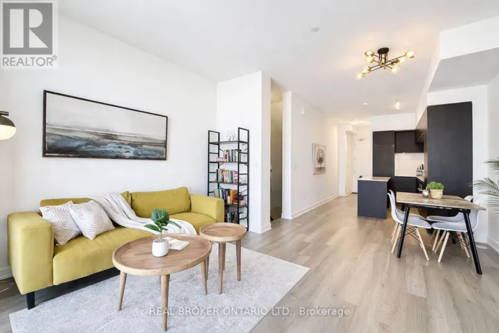 404 - 11 STECKLEY HOUSE LANE, Richmond Hill, Ontario L4S0N1