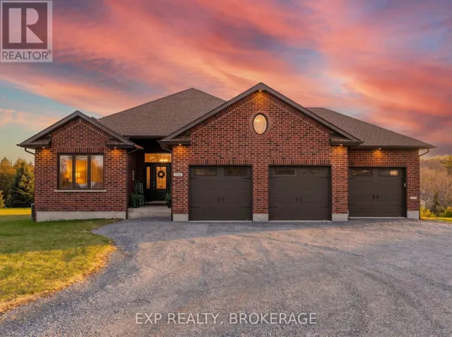 4 SANDSTONE COURT, Frontenac (Frontenac South), Ontario K0H1H0