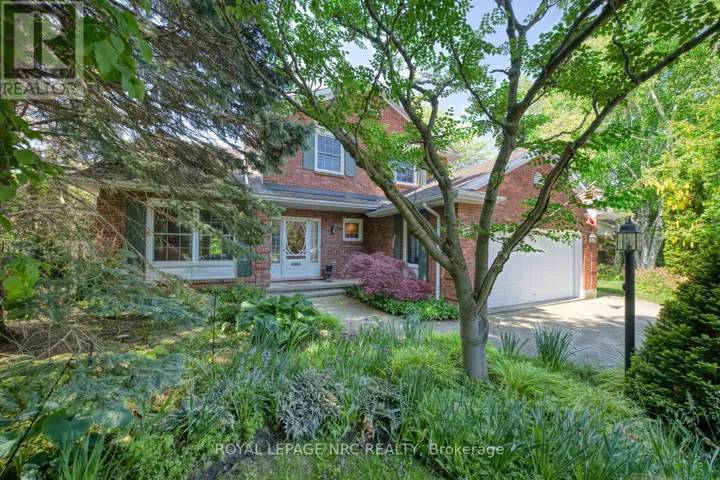35 GARRISON VILLAGE DRIVE, Niagara-on-the-Lake (Town), Ontario L0S1J0