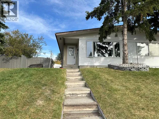 121 Huntford Close NE, Calgary, Alberta T2K3Y7