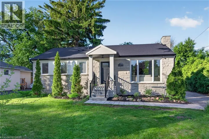 423 SMITH Lane, Oakville, Ontario L6L4X1