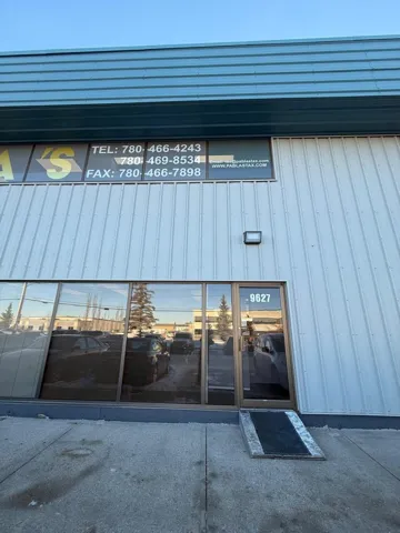 9627 41 Ave NW, Edmonton, Alberta T6E5X7