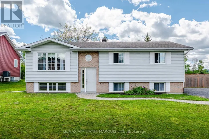 74 COLUMBIA AVENUE, South Stormont, Ontario K0C1P0