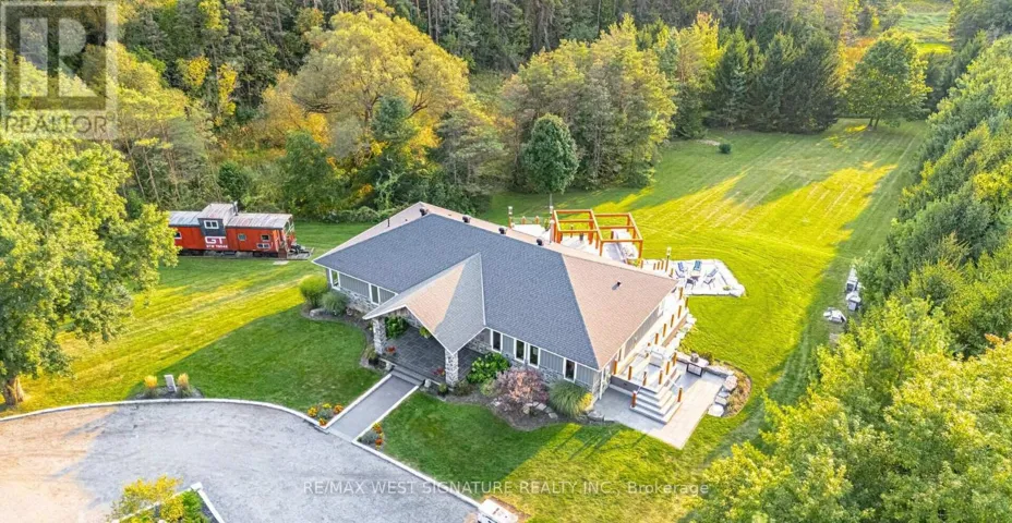16070 KEELE STREET, King, Ontario L7B0J9