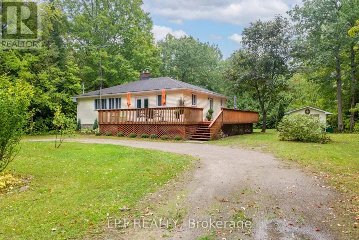 34 STAGLIR DRIVE, Tiny, Ontario L9M0H2