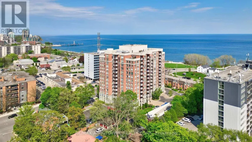 606 - 442 MAPLE AVE. AVENUE, Burlington (Brant), Ontario L7S2L7