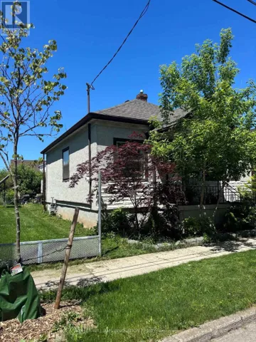 29 CONCORD AVENUE, St. Catharines (Facer), Ontario L2M5N5