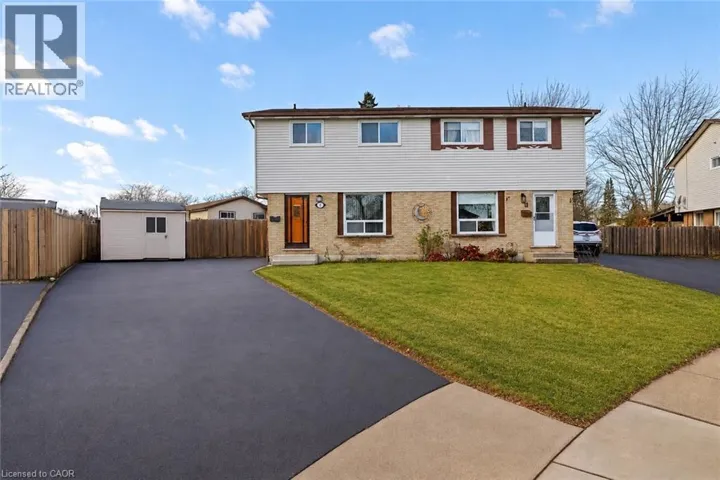 9 CLEVELAND Place, Stoney Creek, Ontario L8J1M9