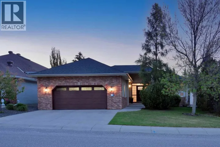 156 Christie Park View SW, Calgary, Alberta T3H2Z5