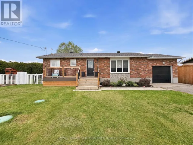 3071 YOUNG STREET, Clarence-Rockland, Ontario K0A2A0