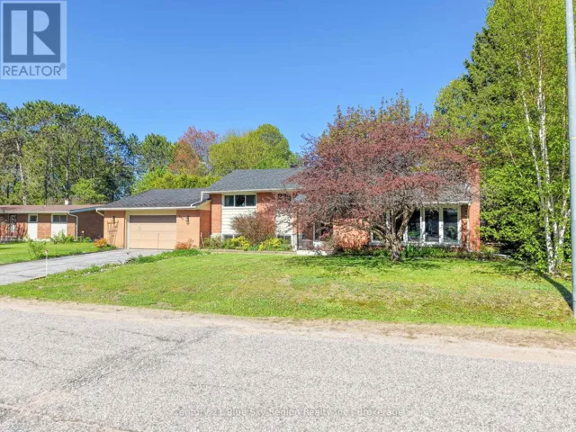 592 BIRCHWOOD ROAD, North Bay (West End), Ontario P1B4T3