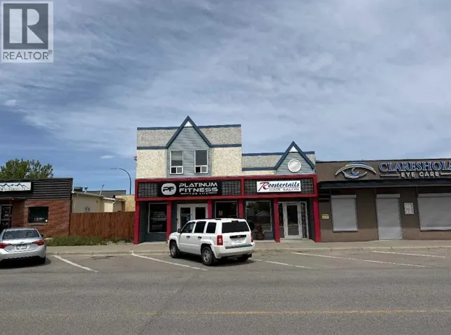 136 49 Avenue W, Claresholm, Alberta T0L0T0