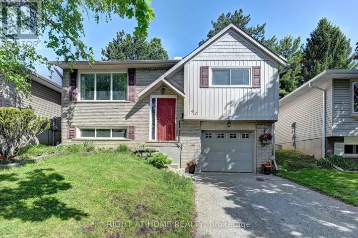 92 PINEMEADOW CRESCENT, Waterloo, Ontario N2T1A7