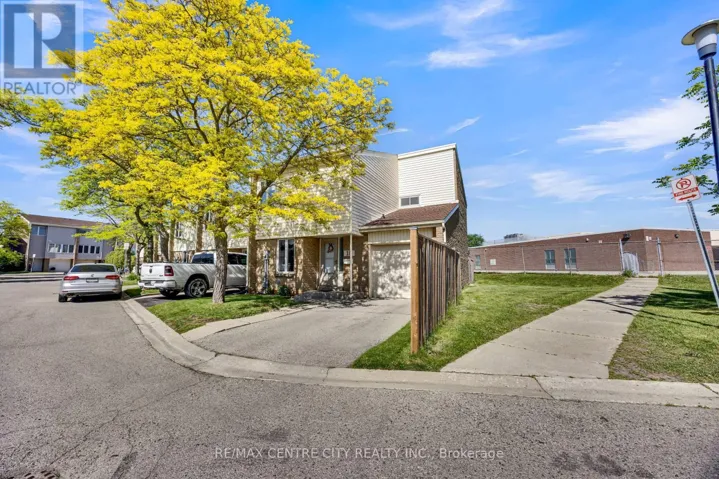 18 - 700 OSGOOD DRIVE, London South (South Y), Ontario N6E2H1