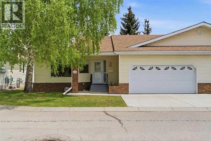 34 Vandoos Gardens NW, Calgary, Alberta T3A4W4