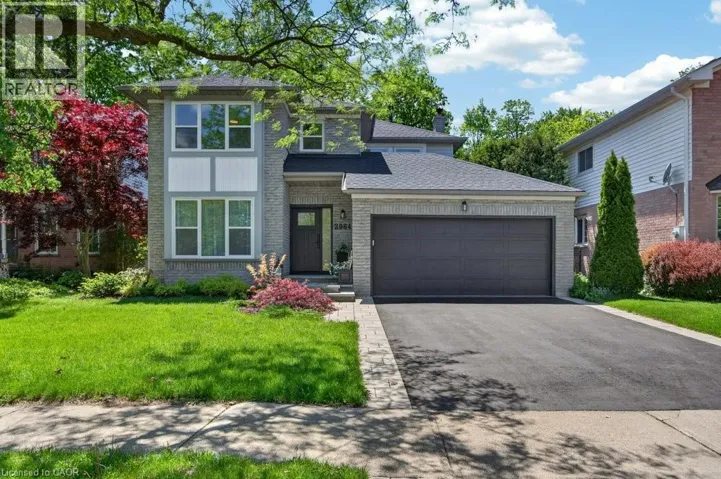 2084 WILLIAM O'CONNELL Boulevard, Burlington, Ontario L7M3V1