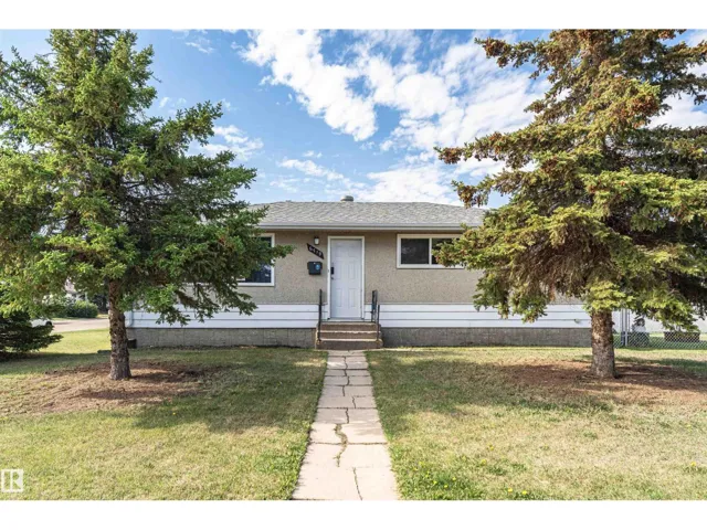6719 136 AV NW, Edmonton, Alberta T5C2J8