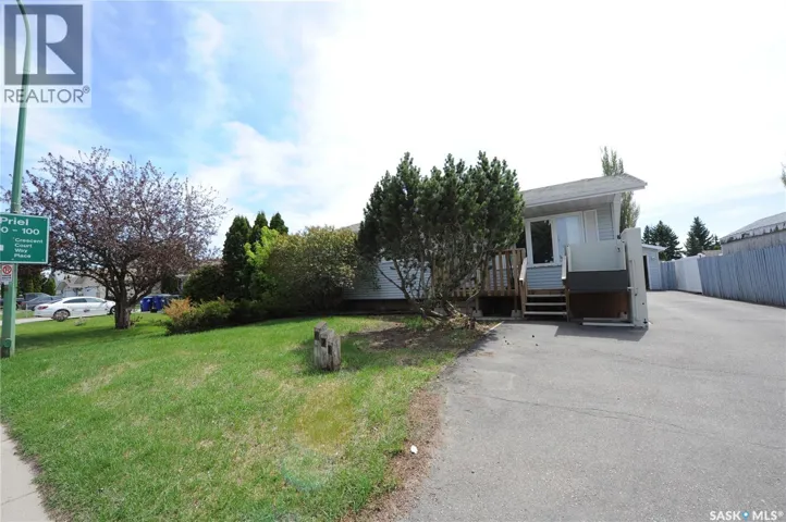 571 Pendygrasse ROAD, Saskatoon, Saskatchewan S7M5P6