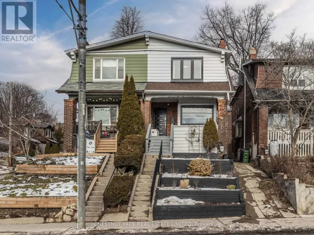 1654 GERRARD STREET E, Toronto (Woodbine Corridor), Ontario M4L2A8
