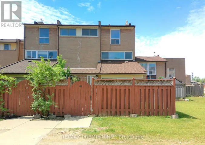 82 - 248 JOHN GARLAND BOULEVARD, Toronto (West Humber-Clairville), Ontario M9V1N8