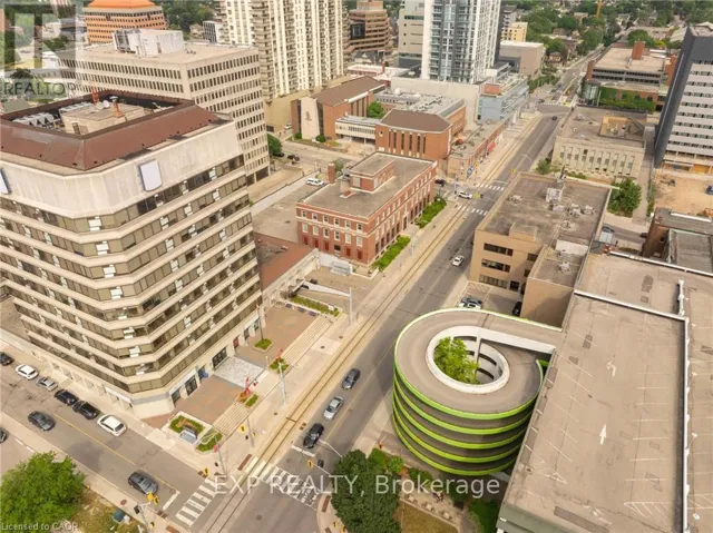 106 - 30 DUKE STREET W, Kitchener, Ontario N2H3W4