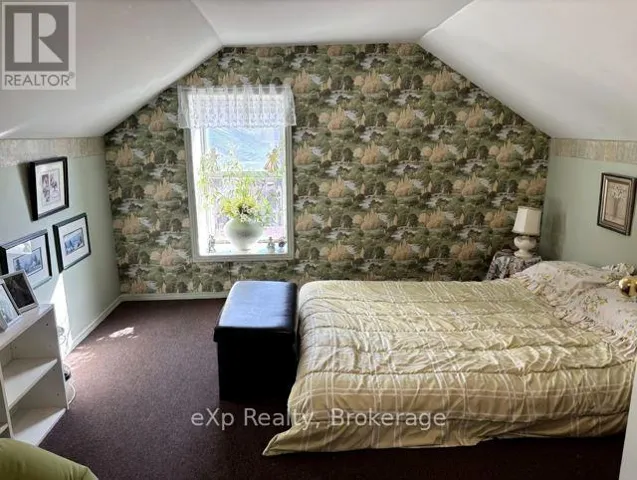 780