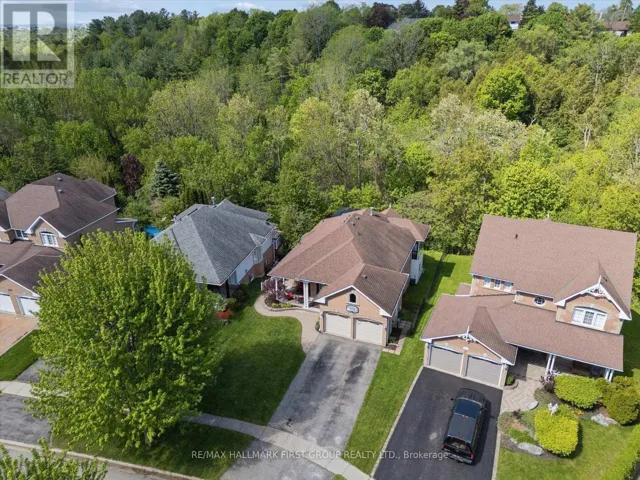 1028 HIGHBROOKE COURT, Oshawa (Pinecrest), Ontario L1K2K6