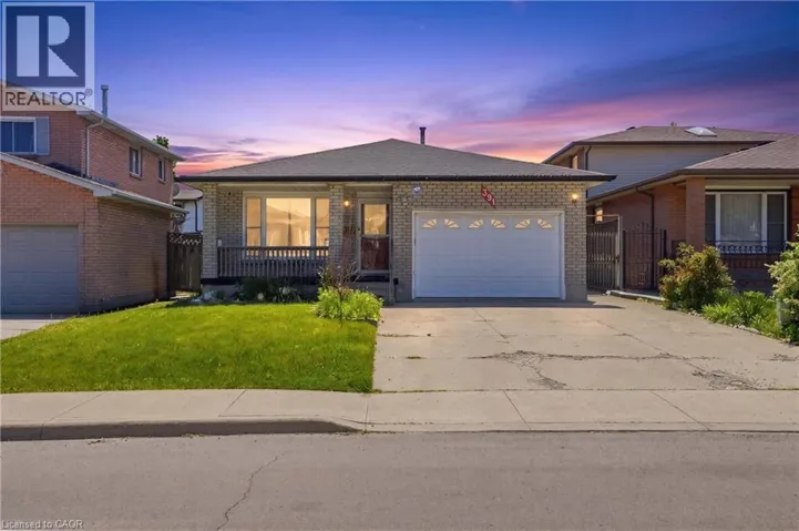 391 EAST 24TH Street, Hamilton, Ontario L8V4X3